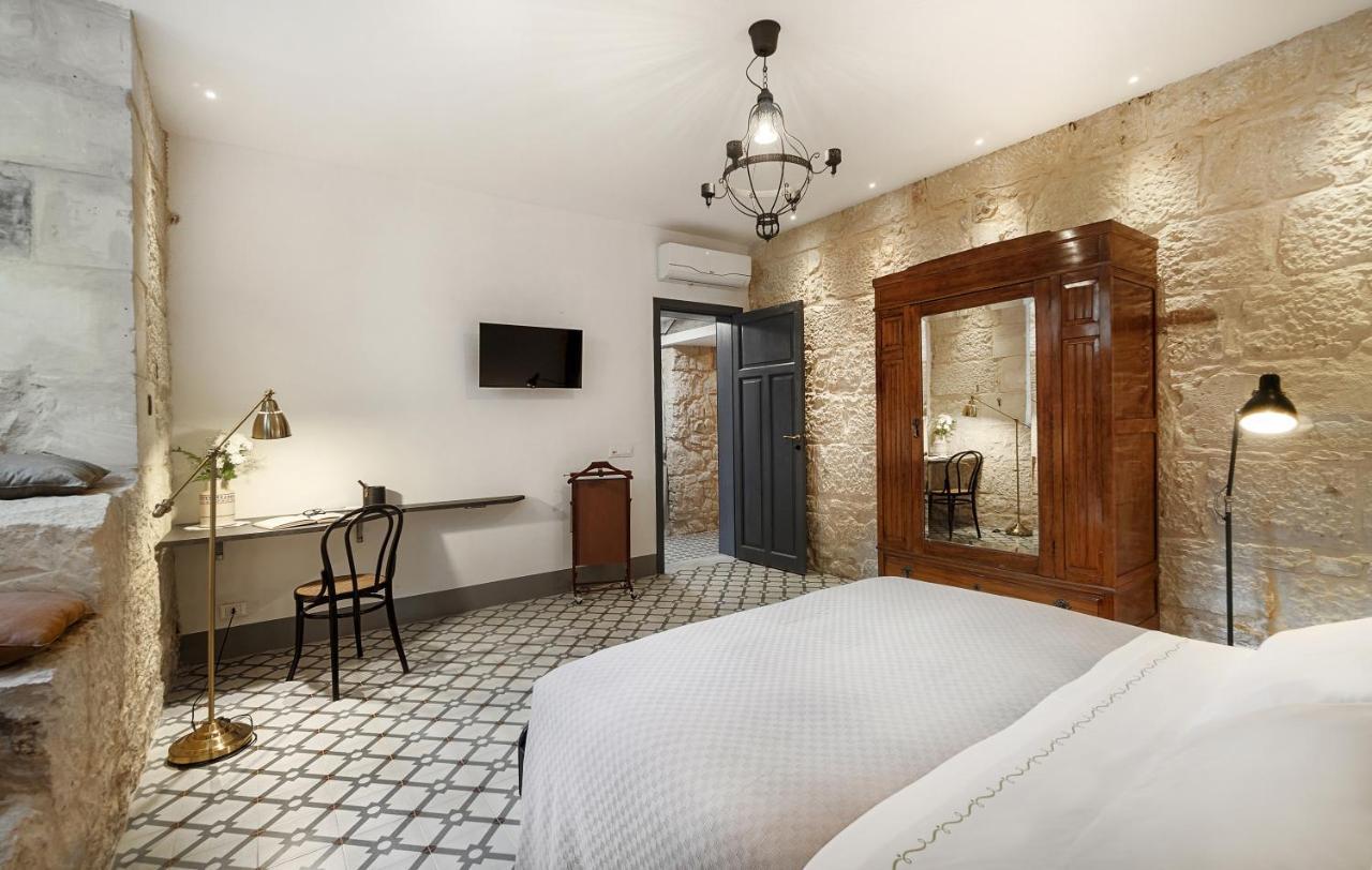 I Carizzi Apartment Ragusa Ngoại thất bức ảnh