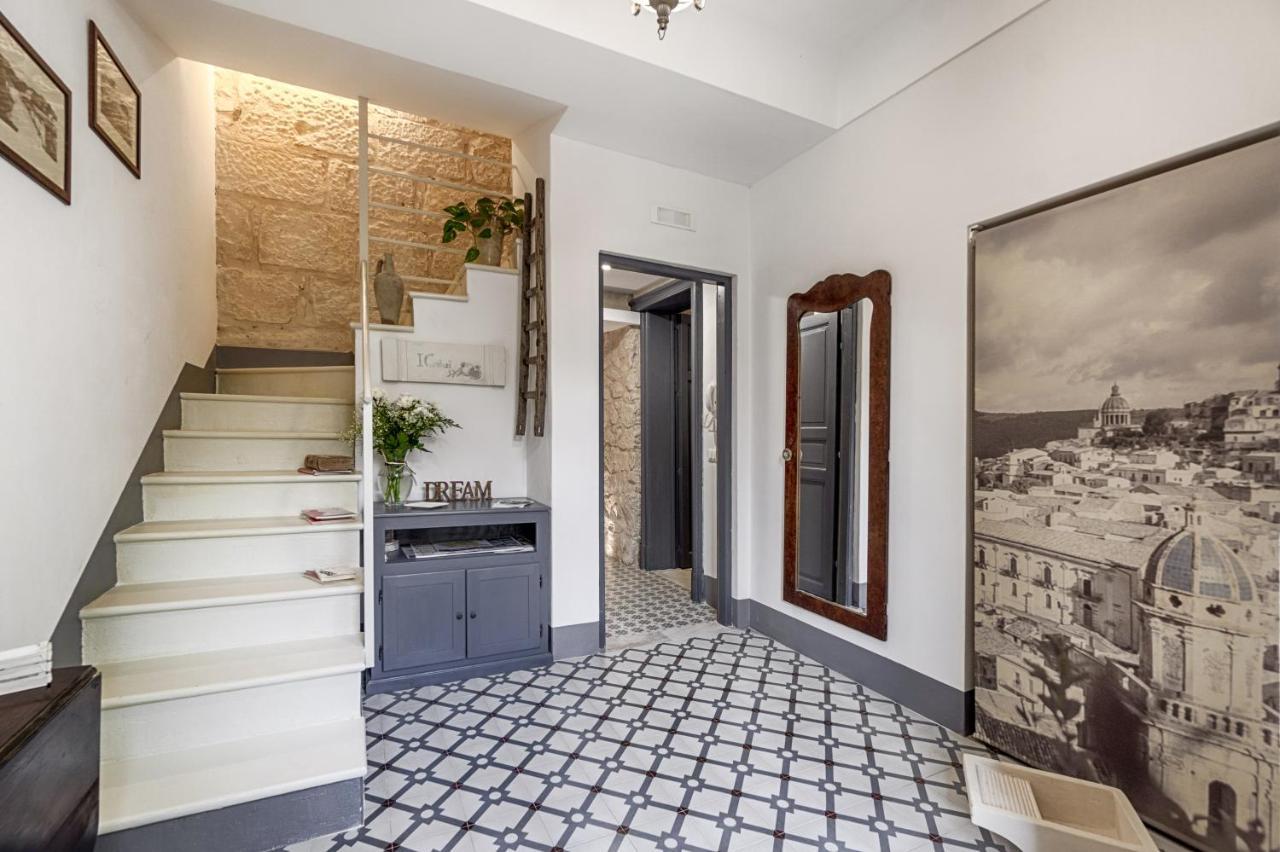 I Carizzi Apartment Ragusa Ngoại thất bức ảnh